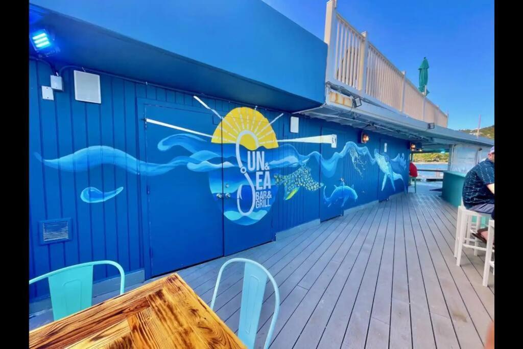 Mermaid Escape - Amazing Views! East End  Ngoại thất bức ảnh